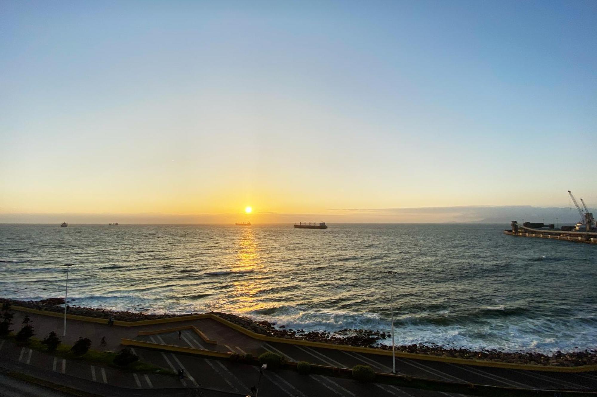Wyndham Garden Antofagasta Pettra Hotel Exterior photo