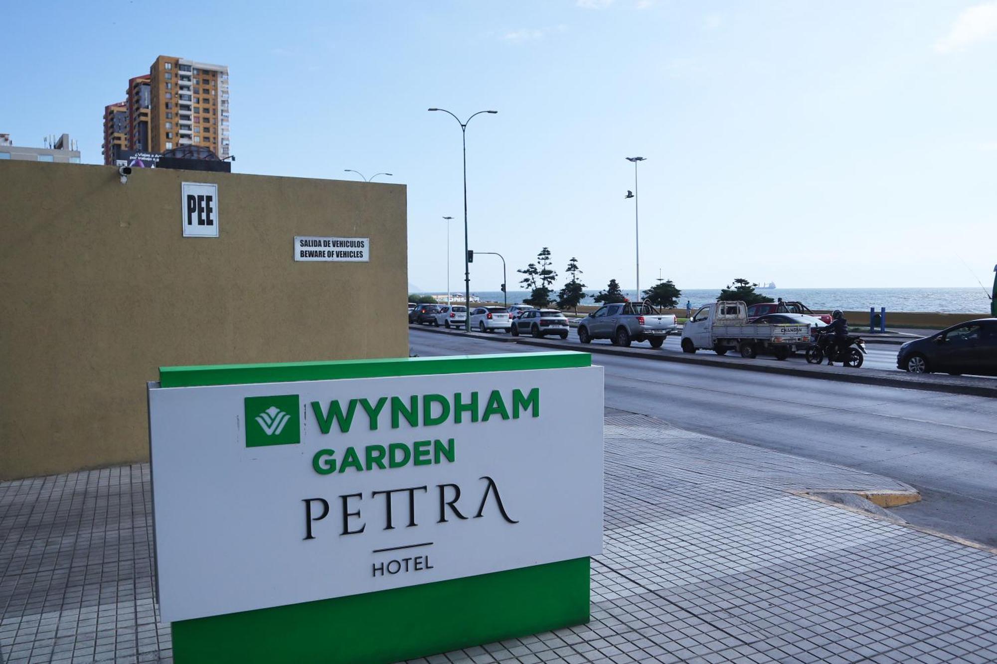 Wyndham Garden Antofagasta Pettra Hotel Exterior photo